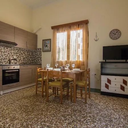Elenas Houses Lefkas