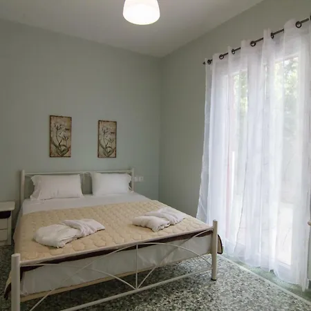 Elenas Houses Lefkas